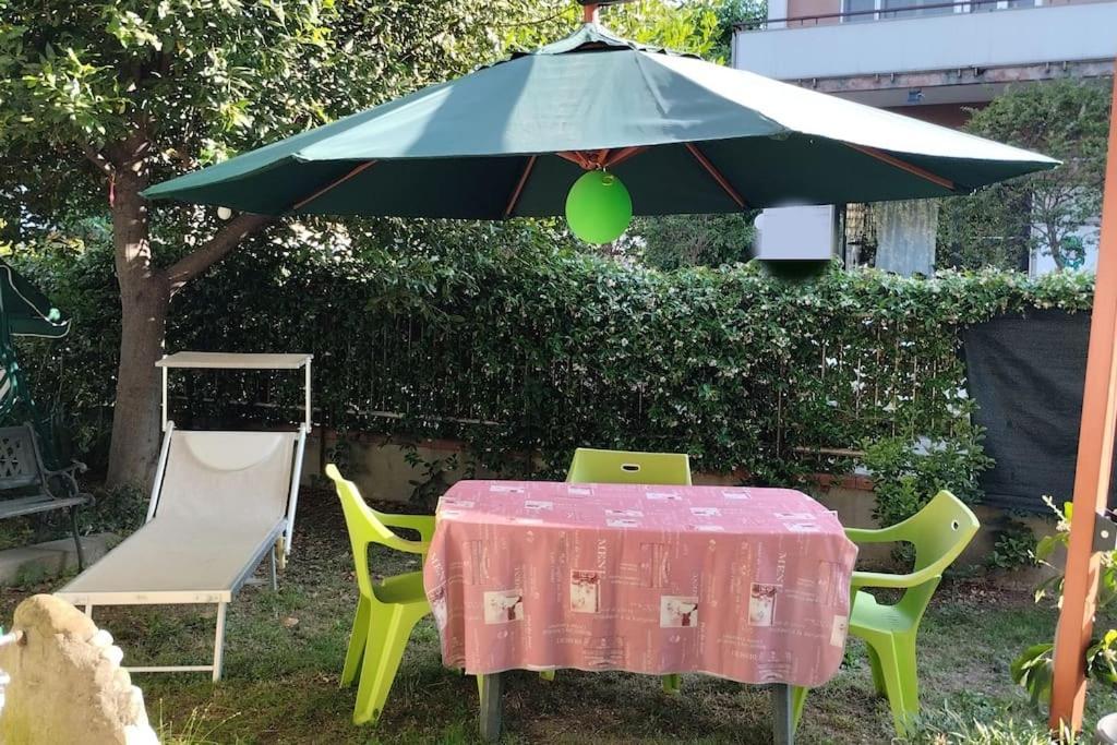 Apartamento Il Gelsomino Rímini Exterior foto